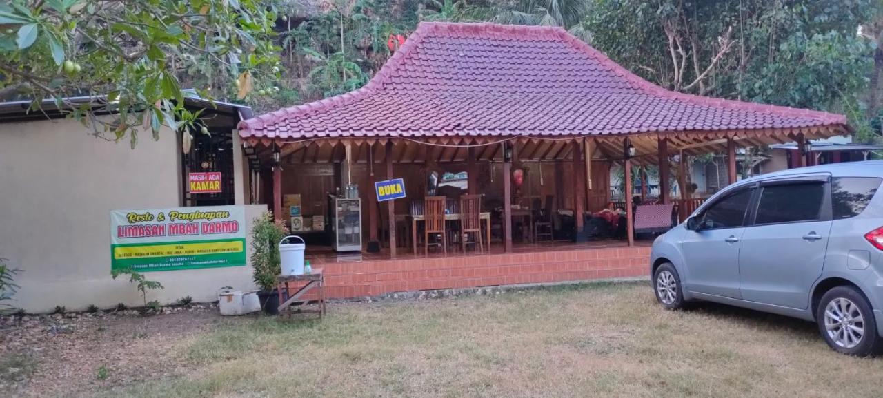 Limasan Mbah Darmo Hotel Tepus Exterior foto